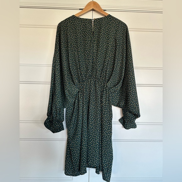 NWTs Boutique Brand Dolman Sleeve Floral Boho Peasant Dress - Picture 5 of 10